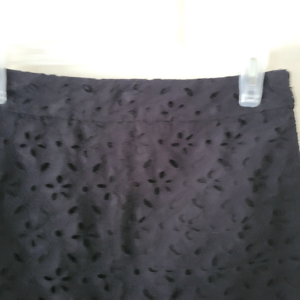 Leaving Closet Soon! Talbots Eyelet Lace Pencil Skirt Black Size 2 C0070 - Picture 4 of 7